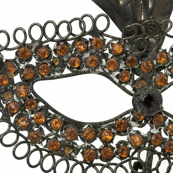 Small Metal Rhinestone Masquerade Mask Picture Frame - Picture 4 of 6